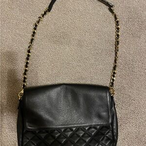 Elegant Black Quilted Shoulder Bag